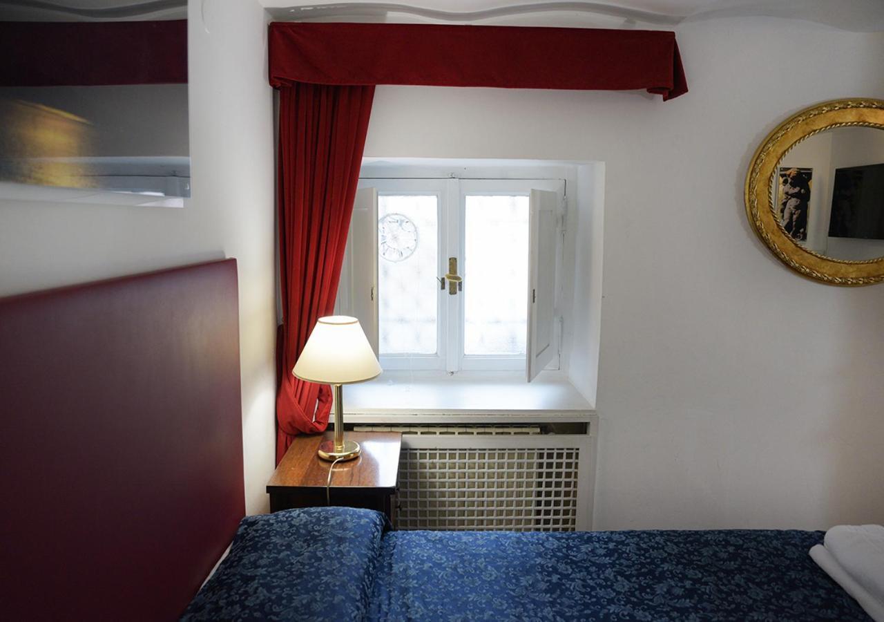 Hotel Farnese 48 à Rome Extérieur photo